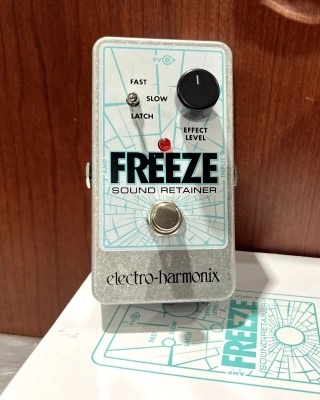 Electro-Harmonix - FREEZE